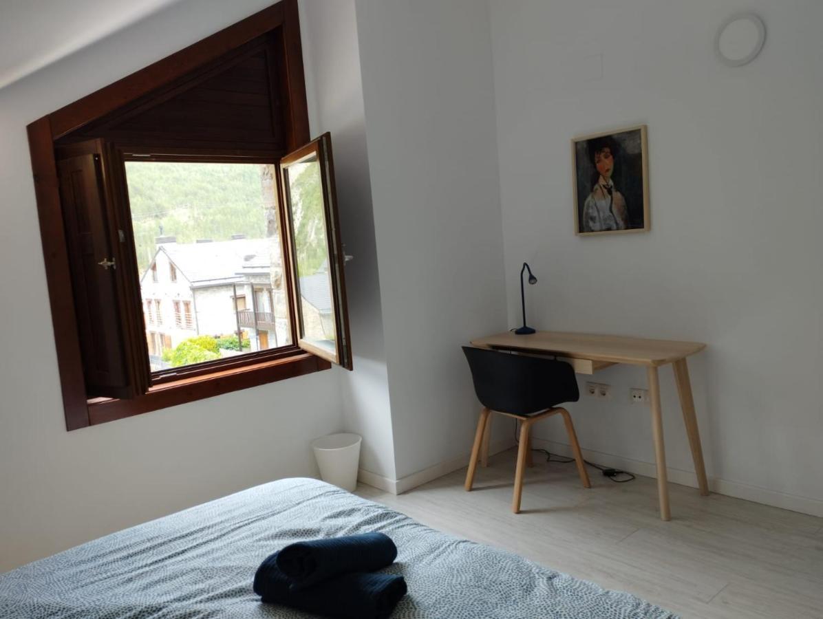 Fabuloso Apartamento Con Vistas A La Montana El Abedul Luga 23 Castiello De Jaca Eksteriør billede