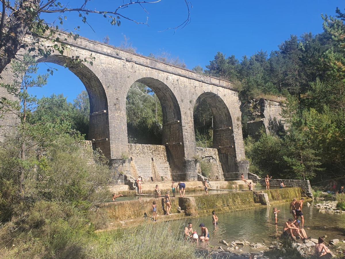 Fabuloso Apartamento Con Vistas A La Montana El Abedul Luga 23 Castiello De Jaca Eksteriør billede
