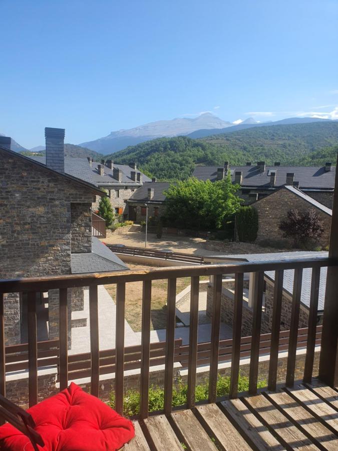 Fabuloso Apartamento Con Vistas A La Montana El Abedul Luga 23 Castiello De Jaca Eksteriør billede